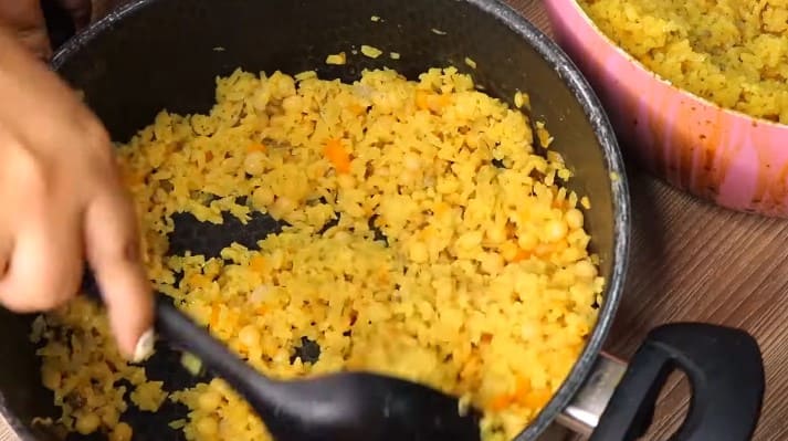 mezcla de arroz y arveja
